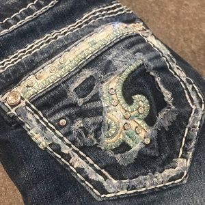 Rock revival women’s Capri jean